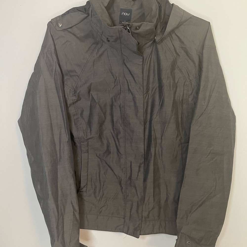 Nau Charcoal Windbreaker Jacket 100% recycled removable hood size small